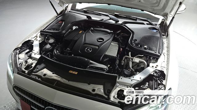 Mercedes-Benz E-Class E250 Avantgarde