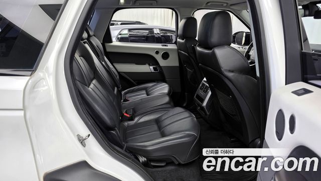 Land Rover Range Rover Sport 3.0 SDV6 HSE