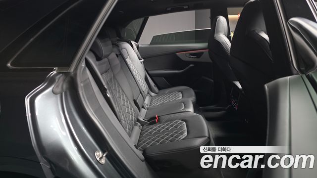 Audi Q8 55 TFSI Quattro Premium