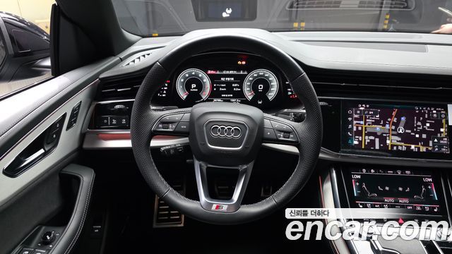 Audi Q8 55 TFSI Quattro Premium