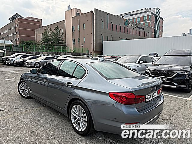 BMW 5-Series 530i Luxury Plus
