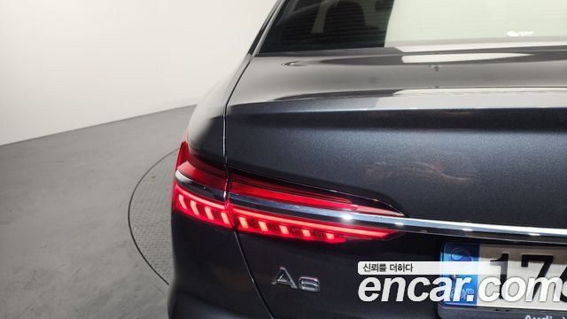 Audi A6 45 TFSI Quattro Premium