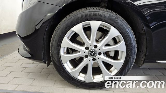 Mercedes-Benz E-Class E220d 4MATIC Exclusive