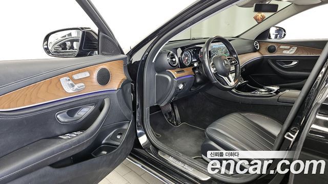 Mercedes-Benz E-Class E220d 4MATIC Exclusive