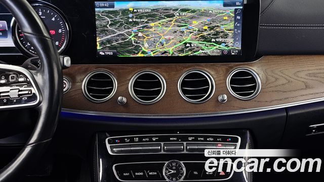 Mercedes-Benz E-Class E220d 4MATIC Exclusive