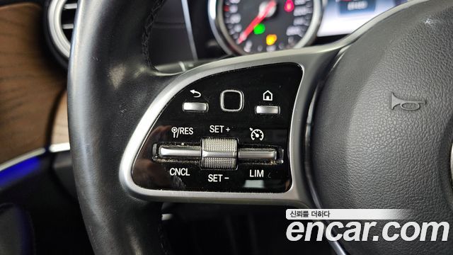 Mercedes-Benz E-Class E220d 4MATIC Exclusive