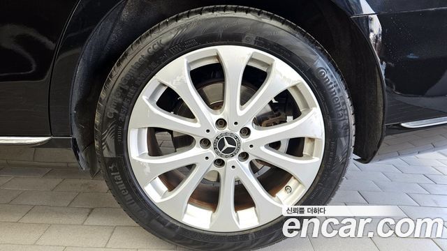 Mercedes-Benz E-Class E220d 4MATIC Exclusive