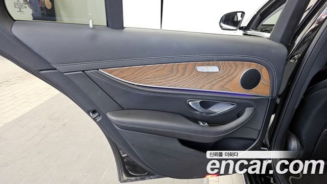 Mercedes-Benz E-Class E220d 4MATIC Exclusive