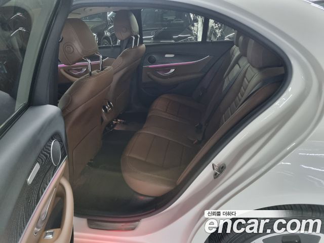 Mercedes-Benz E-Class E220d Avantgarde