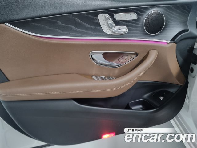 Mercedes-Benz E-Class E220d Avantgarde