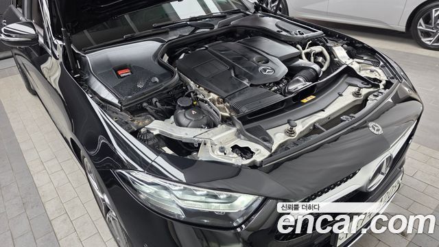 Mercedes-Benz CLS-Class CLS300d AMG Line