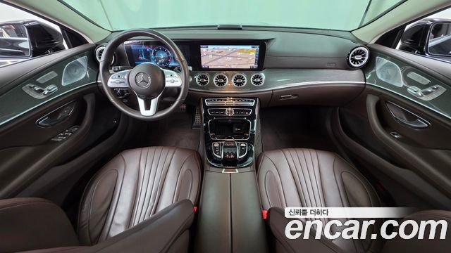 Mercedes-Benz CLS-Class CLS300d AMG Line