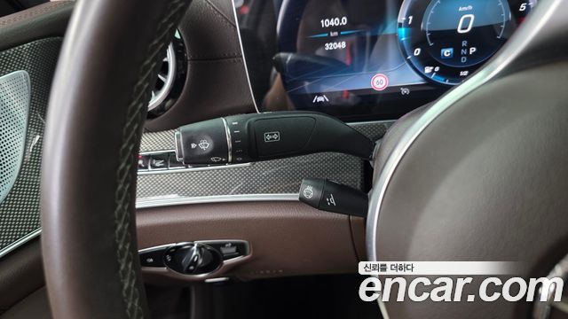 Mercedes-Benz CLS-Class CLS300d AMG Line