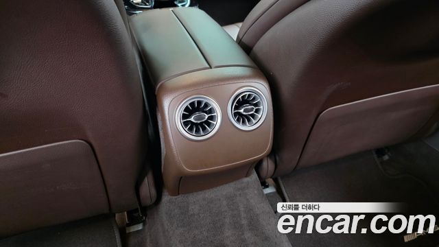 Mercedes-Benz CLS-Class CLS300d AMG Line