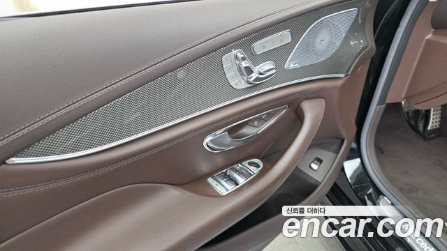Mercedes-Benz CLS-Class CLS300d AMG Line