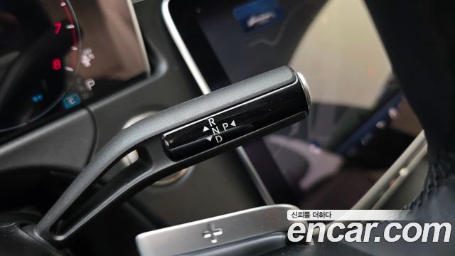 Mercedes-Benz E-Class E200 Avantgarde