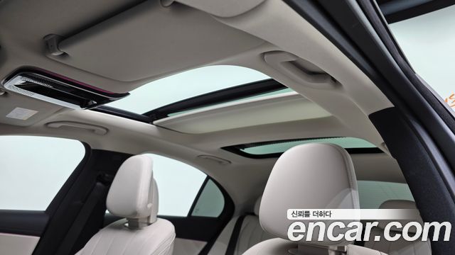 Mercedes-Benz E-Class E200 Avantgarde