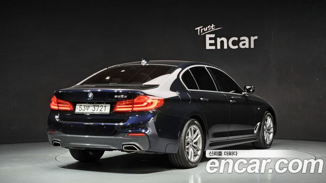 BMW 5-Series 520d M Sport Package Plus