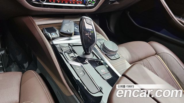 BMW 5-Series 520d M Sport Package Plus