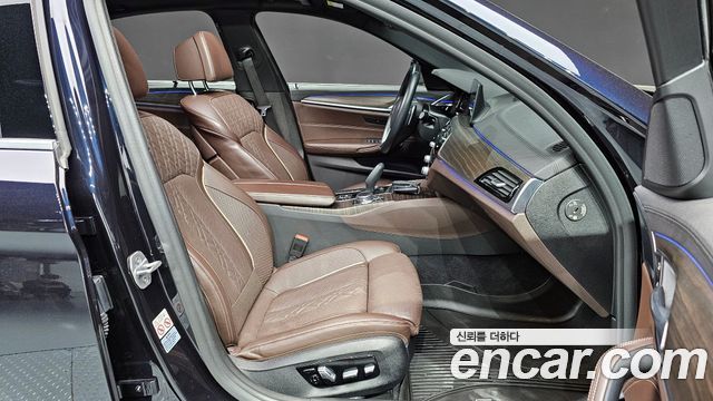 BMW 5-Series 520d M Sport Package Plus