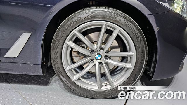 BMW 5-Series 520d M Sport Package Plus