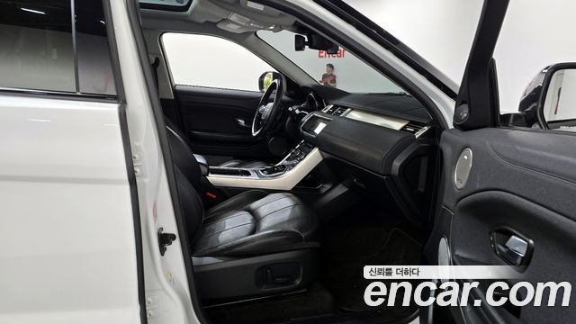 Land Rover Range Rover Evoque 2.0 TD4 SE
