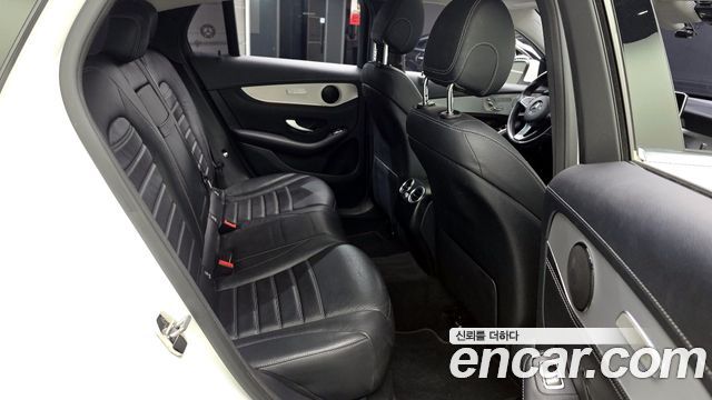 Mercedes-Benz GLC-Class GLC220 d 4MATIC Premium Coupe