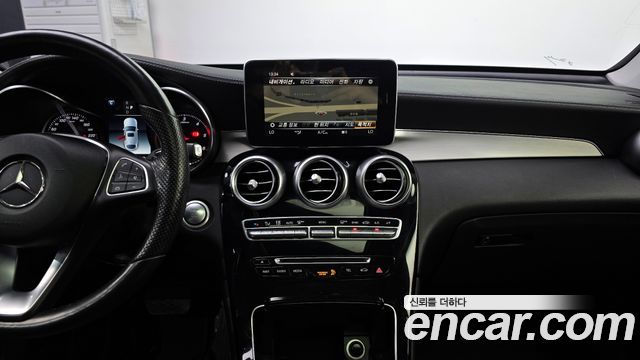 Mercedes-Benz GLC-Class GLC220 d 4MATIC Premium Coupe