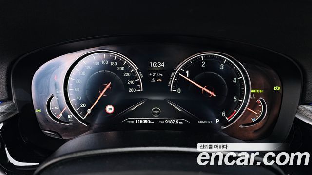 BMW 5-Series 520d M Sport package