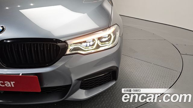 BMW 5-Series 520d M Sport package