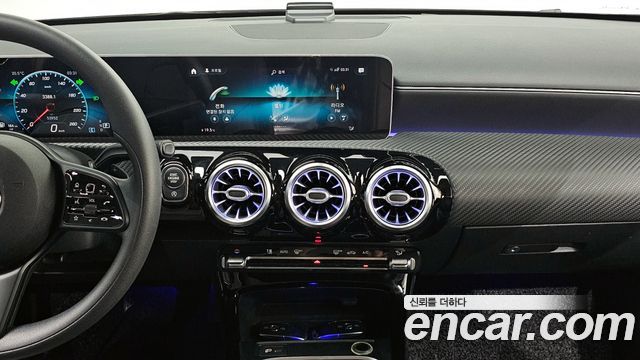 Mercedes-Benz A-Class A220 Hatchback