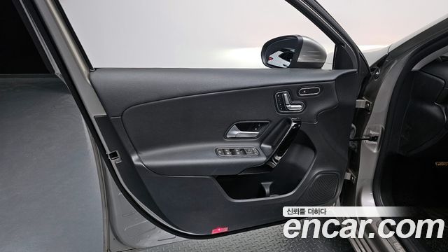 Mercedes-Benz A-Class A220 Hatchback