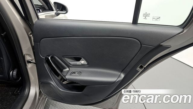 Mercedes-Benz A-Class A220 Hatchback