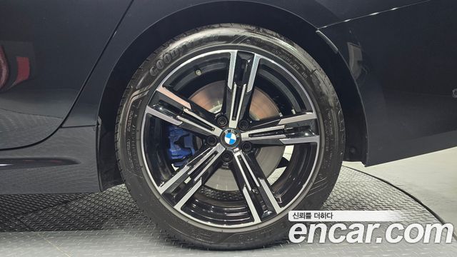 BMW 3-Series 320i M Sport