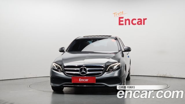 Mercedes-Benz E-Class E220d Avantgarde