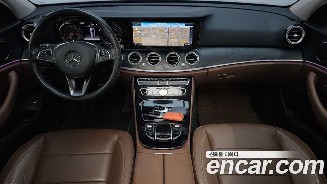 Mercedes-Benz E-Class E220d Avantgarde