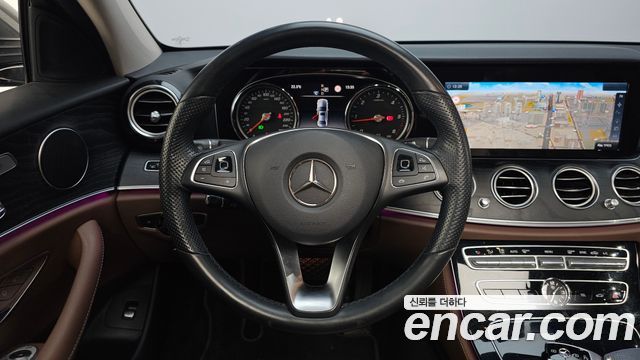 Mercedes-Benz E-Class E220d Avantgarde