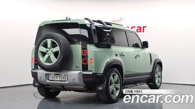 Land Rover Defender 110 D300 75th Edition