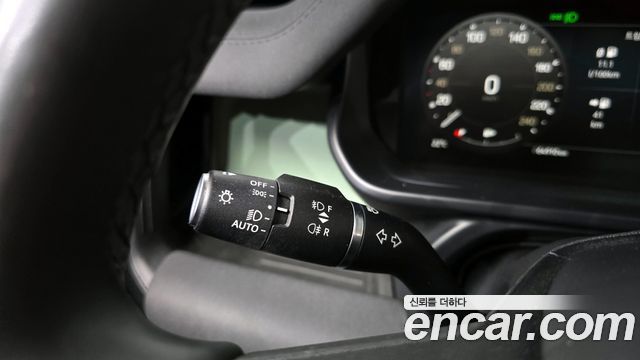 Land Rover Defender 110 D300 75th Edition
