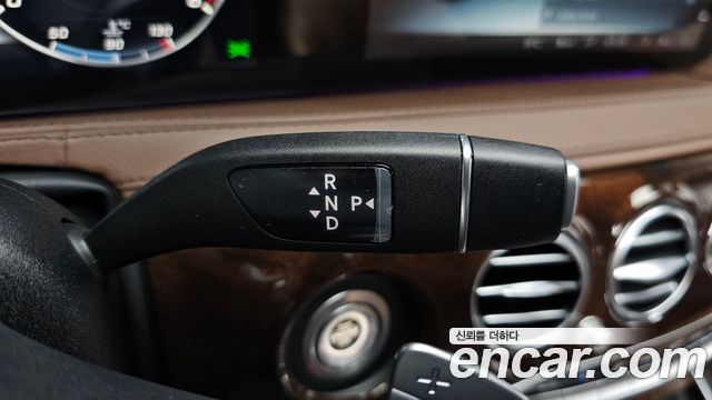 Mercedes-Benz S-Class S560L 4MATIC
