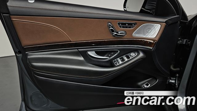 Mercedes-Benz S-Class S560L 4MATIC