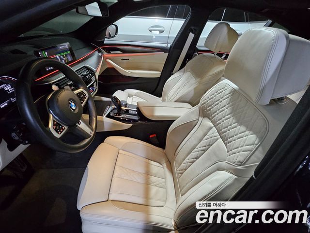 BMW 5-Series 530i M Sport Package Plus