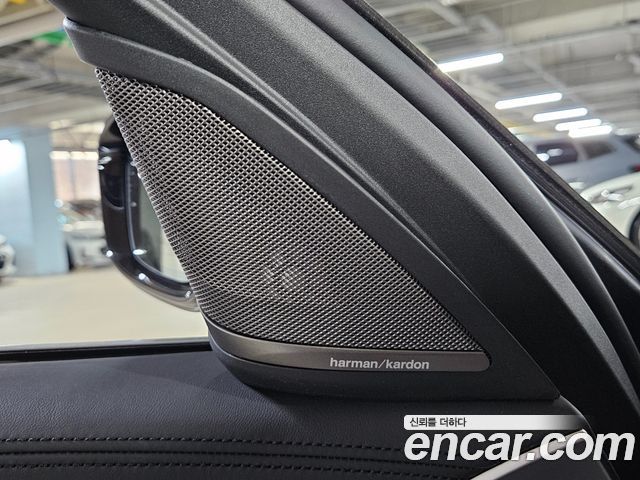 BMW 5-Series 530i M Sport Package Plus