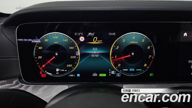 Mercedes-Benz E-Class E350 4MATIC AMG Line