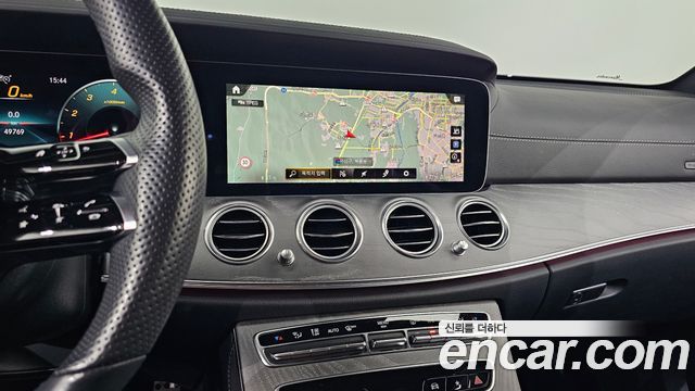 Mercedes-Benz E-Class E350 4MATIC AMG Line