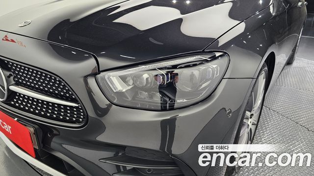 Mercedes-Benz E-Class E350 4MATIC AMG Line