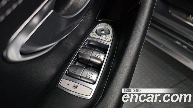 Mercedes-Benz CLS-Class CLS400d 4MATIC AMG Line
