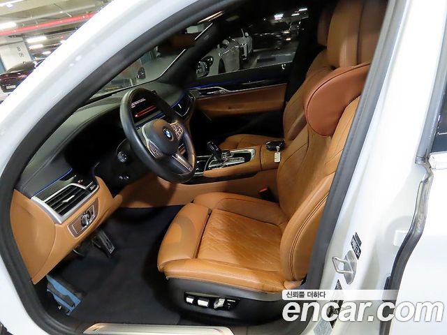 BMW 7-Series 740i M Sport