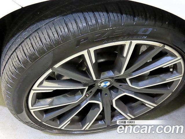 BMW 7-Series 740i M Sport