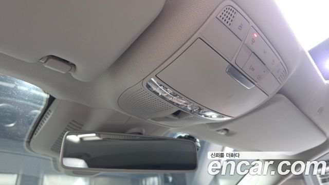 Mercedes-Benz E-Class E300 4MATIC Exclusive